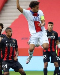 尼斯主场4-1大胜圣埃蒂安 连续25赛季锁定法甲席位